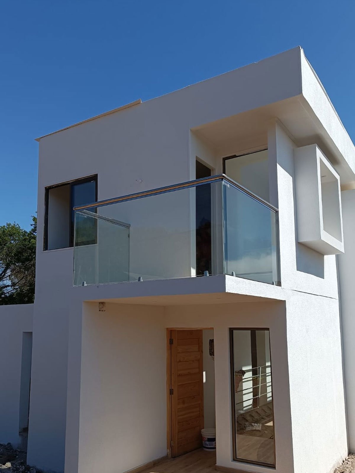 Solución arquitectónica en vidrio templado